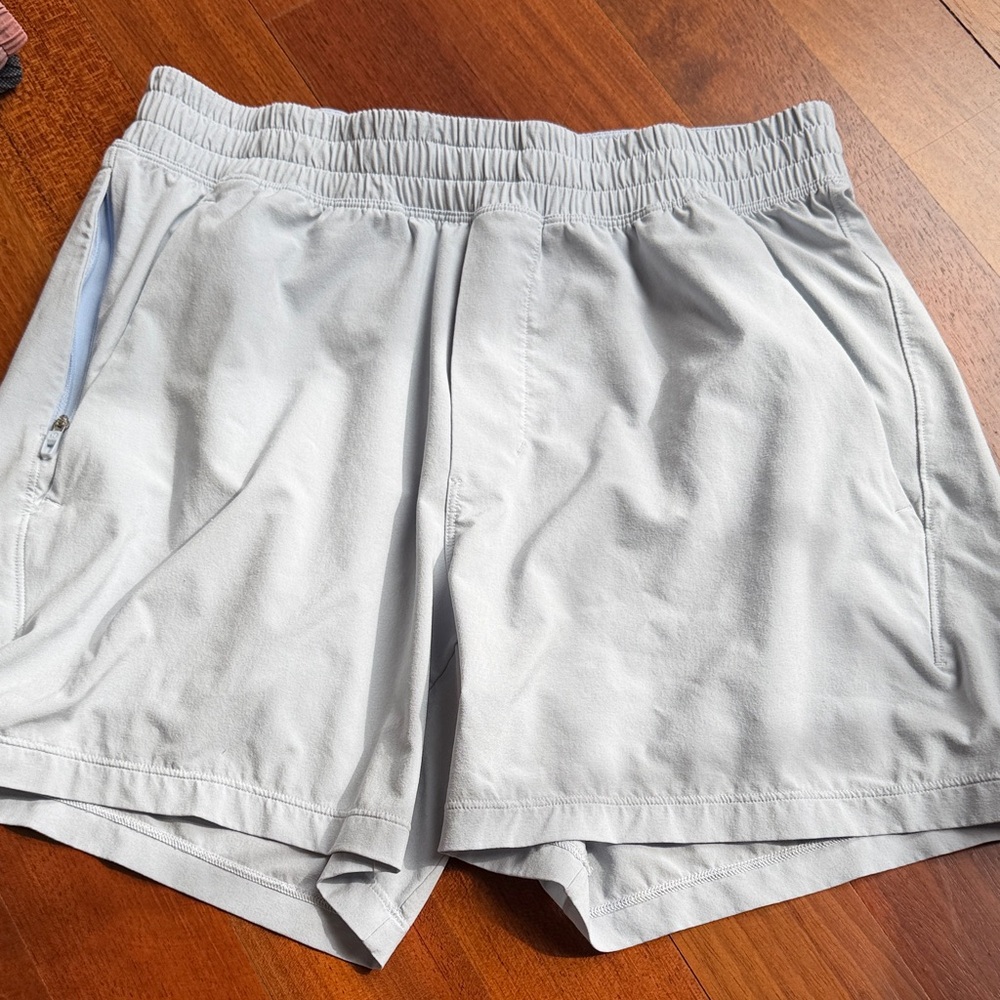 lululemon athletica Light blue Men's Elastic-Waist Athletic Shorts